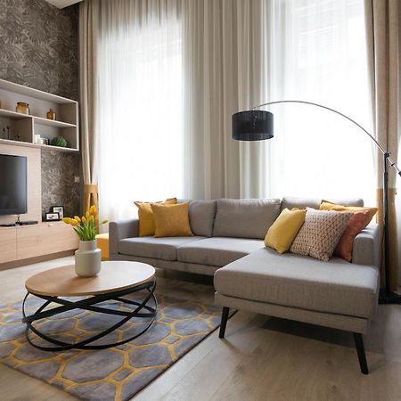 Colton Budapest Paulay Apartments ภายนอก รูปภาพ