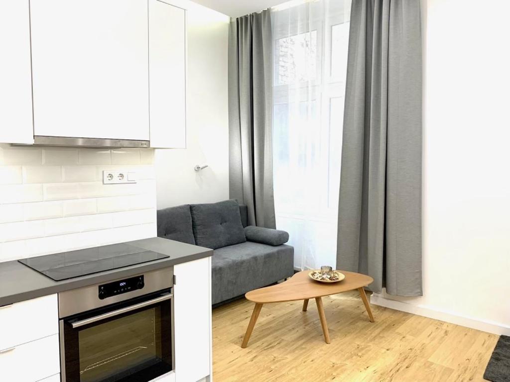 Colton Budapest Paulay Apartments ภายนอก รูปภาพ