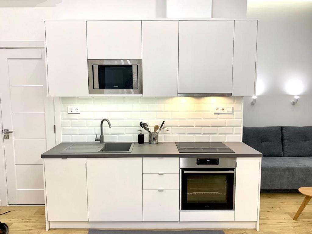 Colton Budapest Paulay Apartments ภายนอก รูปภาพ